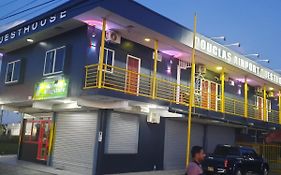 Douglas Airport Guesthouse